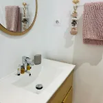 Apartament Cassis, En Face De La Plage.