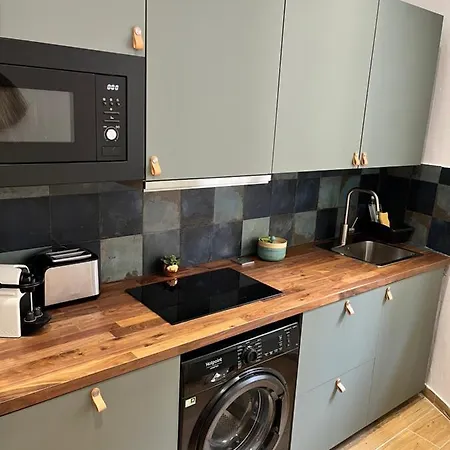 Apartman Cassis, En Face De La Plage. *