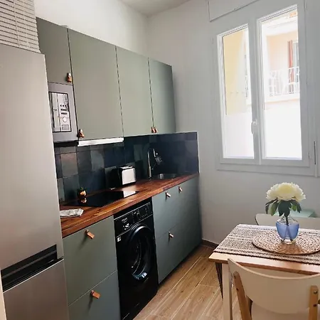 Cassis, En Face De La Plage. Apartman Cassis